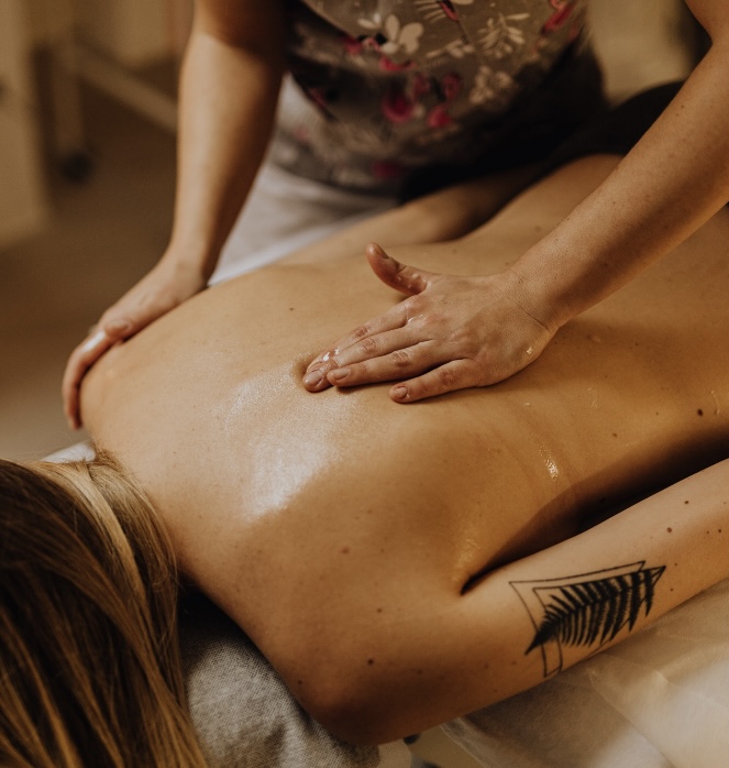 Copy of Spa Website in Dark Brown Light Orange Vintage Cinematica Style 2